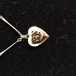 Oggie design rose heart locket
